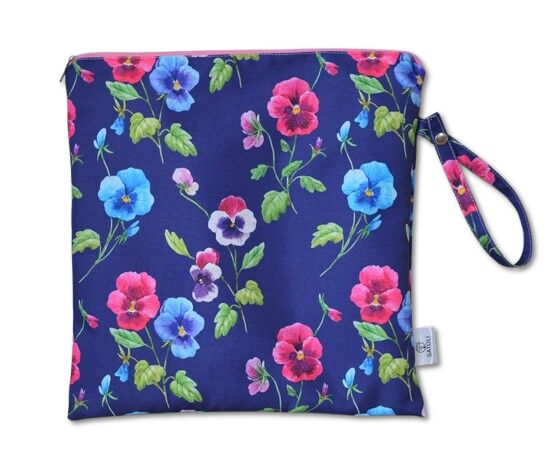 Obal na mokré plavky 29 x 30 cm macešky na tmavě modré