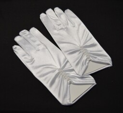Bílé prstové rukavice s perličkami