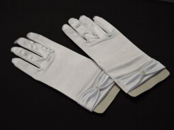 Bílé prstové rukavice s mašlí