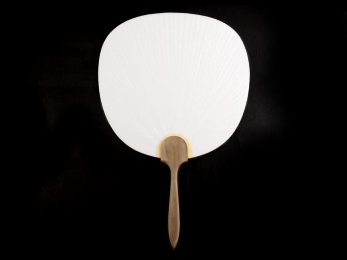 Papírový vějíř 24x37 cm - rekvizita k focení
