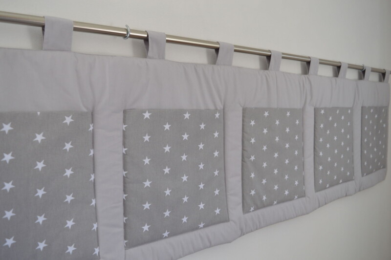 Velký kapsář za postel 200x50 cm Hvězdičky na šedé