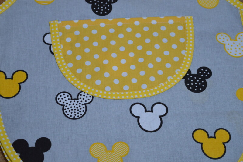 Zástěrka klokanka Mickey 