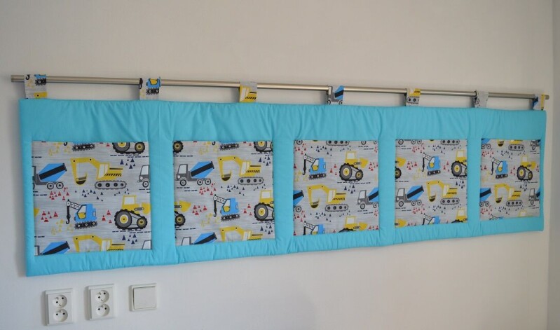 Velký kapsář za postel 200x50 cm tyrkysová Stavební stroje