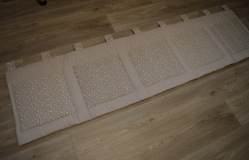 Velký kapsář na zeď 200 x 50 cm světle šedá Hvězdička