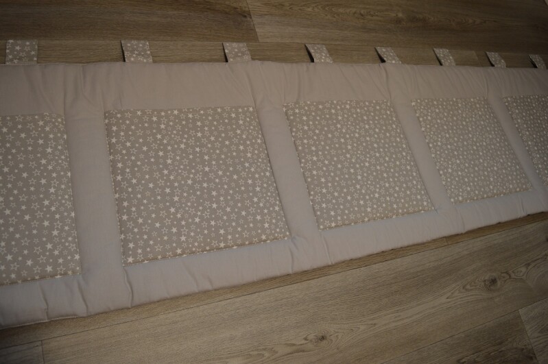 Velký kapsář na zeď 200 x 50 cm světle šedá Hvězdička