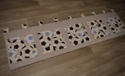 Velký kapsář na zeď 200x50 cm - světle šedá Fotbal