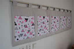 Velký kapsář na zeď 200x50 cm šedá Trojúhelníky