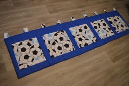 Fotbalový kapsář na zeď 200x50 cm