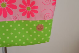 Nákupní taška přes rameno růžová, zelenkavá Květy a puntík