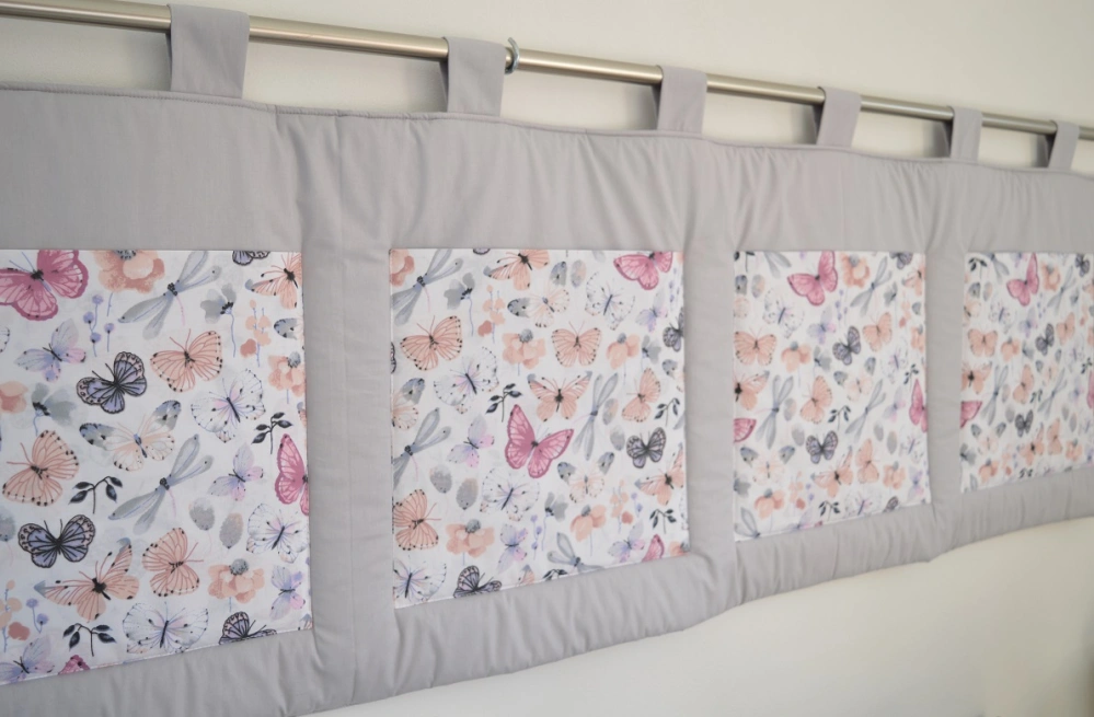 Kapsář na zeď 200x50 cm světle šedá Motýli a vážky